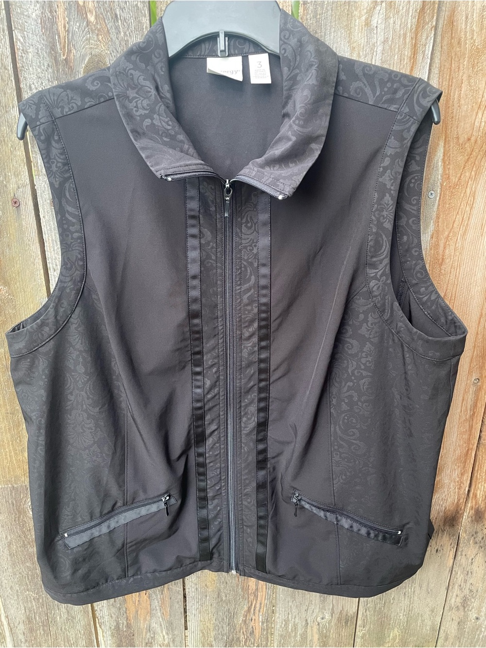 Zynergy by Chico’s Black Embossed Zip Up Vest Sz. 3